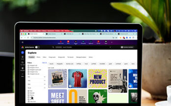 Laptop with express templates on the screen
